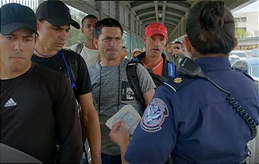 DOKU Border Patrol USA - Einsatz an Mexikos Grenze S02E01